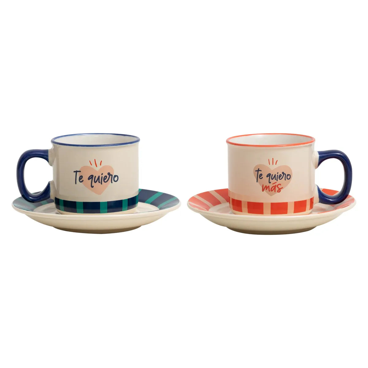 Two espresso cups on saucers showing heart motifs and the phrases “Te quiero” and “Te quiero más.”