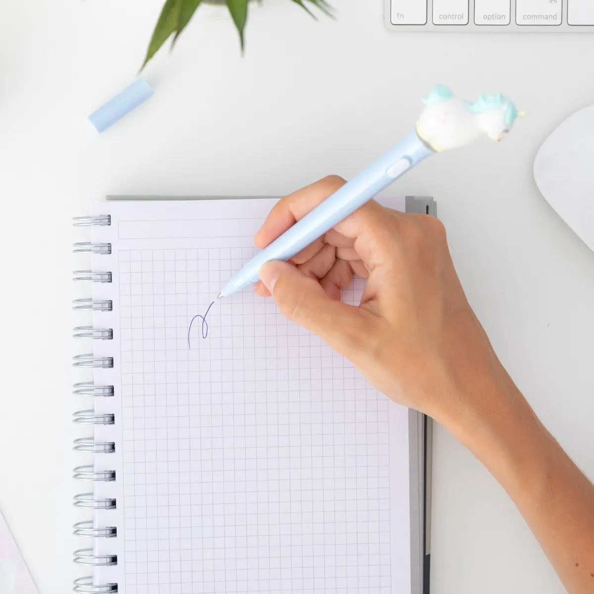 Boli con Luz de Unicornio (Light Up Pen) - Funky Confetti