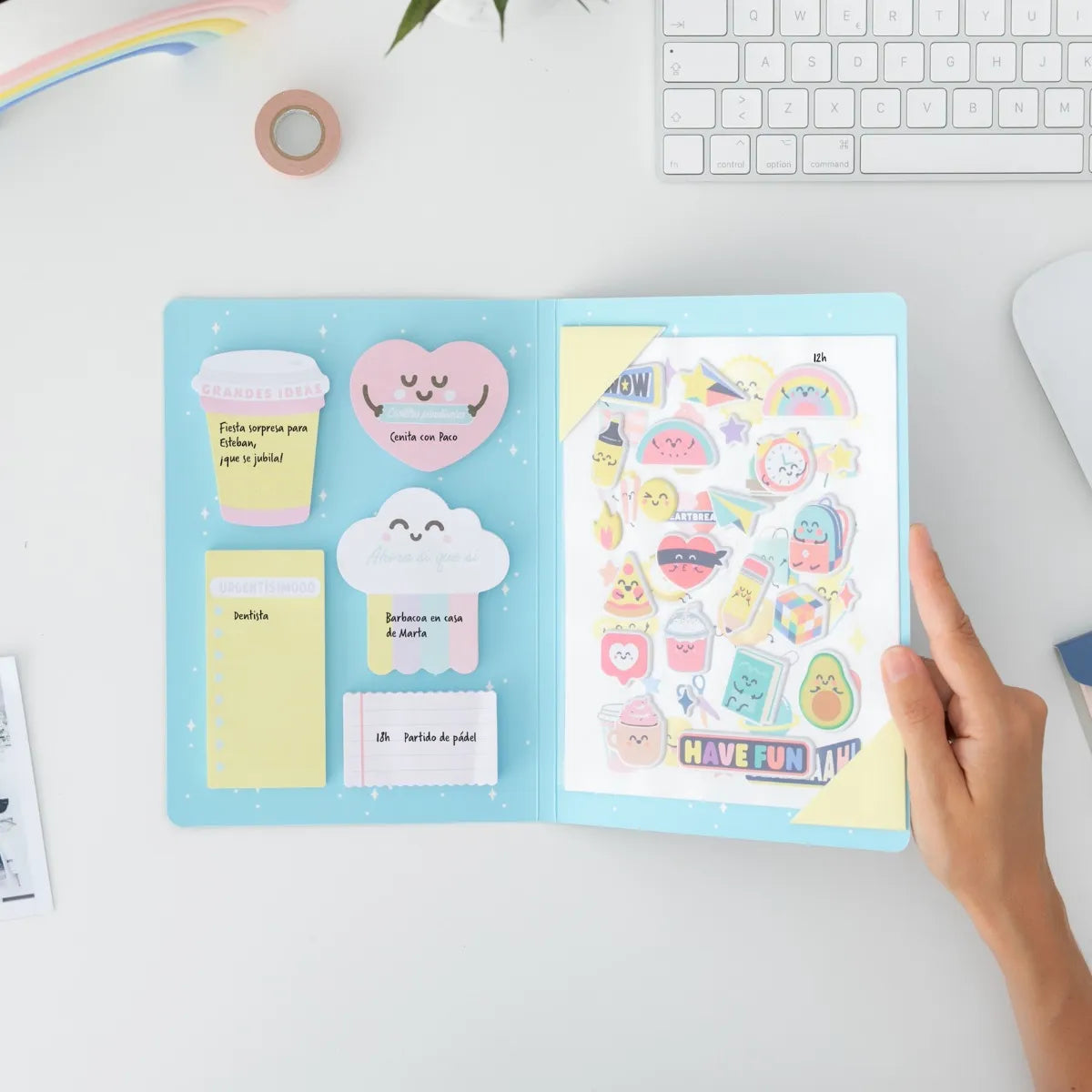 Libreta de Pegatinas y Notas Adhesivas (Stickers and Sticky Notes Notebook) "Ahora Empieza lo Bueno" - Funky Confetti